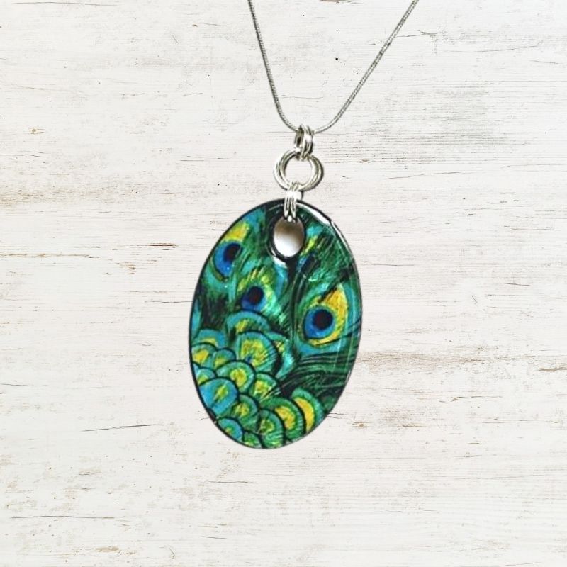 Peacock Mother-of-Pearl Oval Silver version